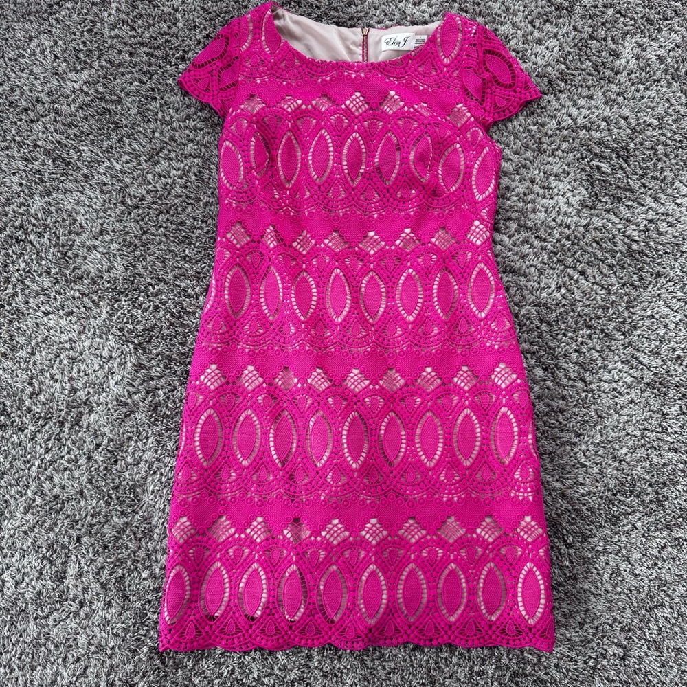 Eliza J size 6 pink dress